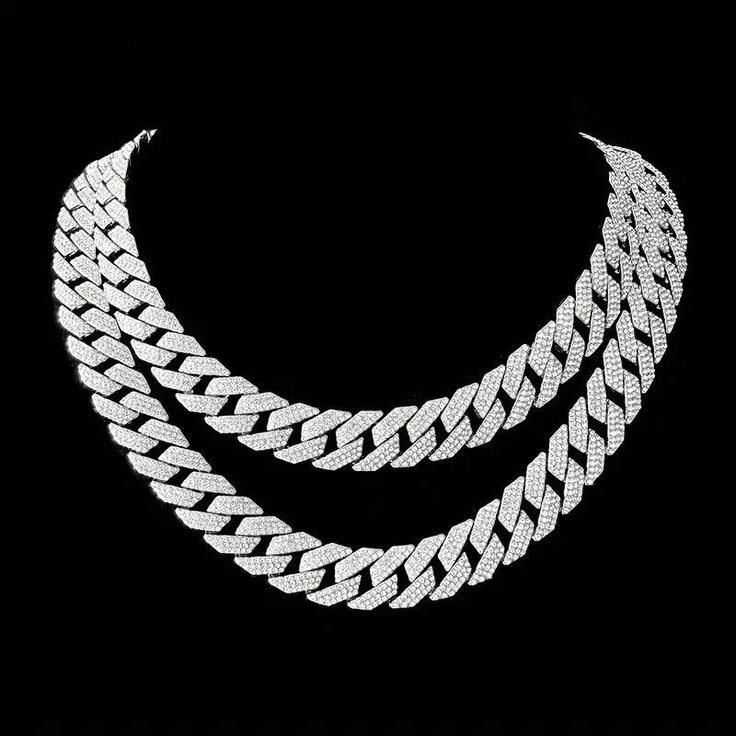 Miami Cuban Link – 925 Silver | VVS1 D-Color Moissanite Necklace
